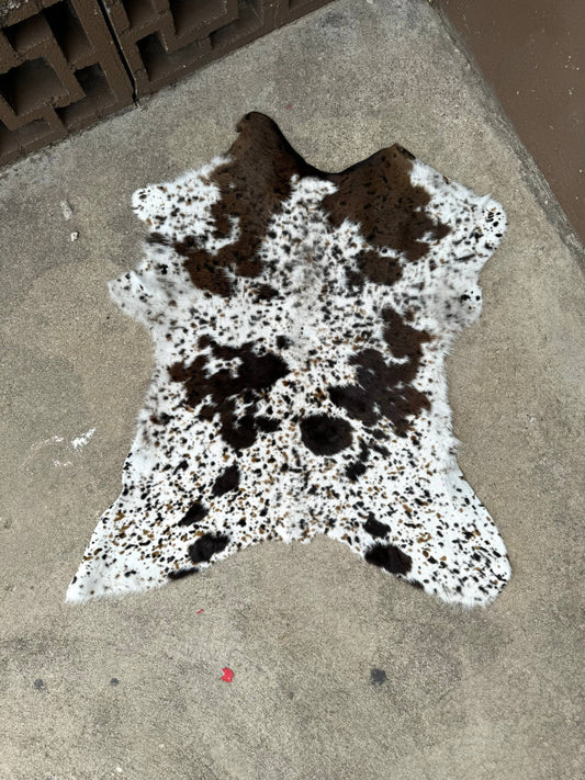 Brazilian Calf Hides : Tricolor Spots