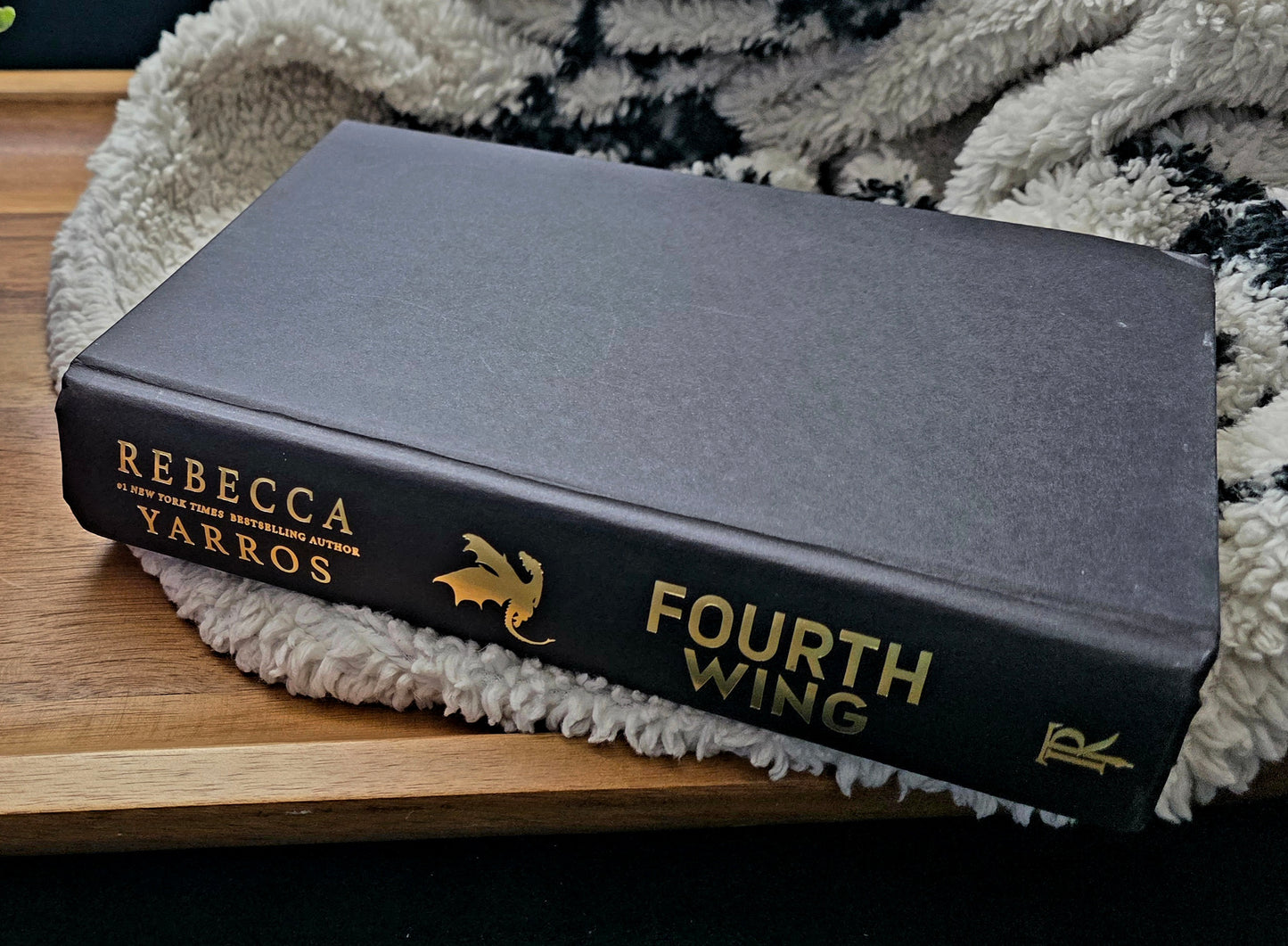 Fourth Wing - Rebecca Yarros - Fiction/Fantasy