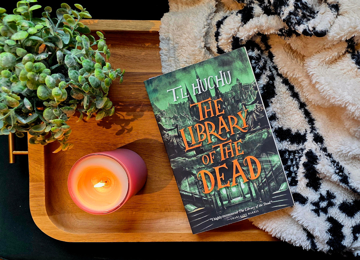 The Library of the Dead - T.L. HUCHU - Fiction/Fantasy